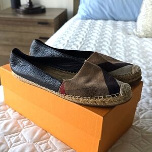 Burberry Espadrilles Loafers Size 8